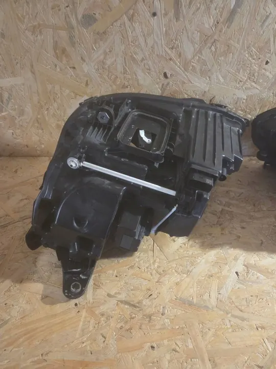 Rechter koplamp Mercedes E W213 A2139064004 image 8