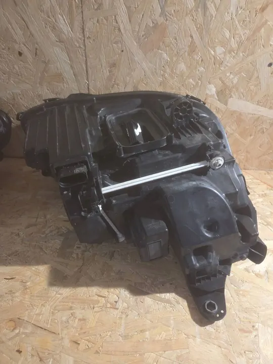 Rechter koplamp Mercedes E W213 A2139064004 image 9