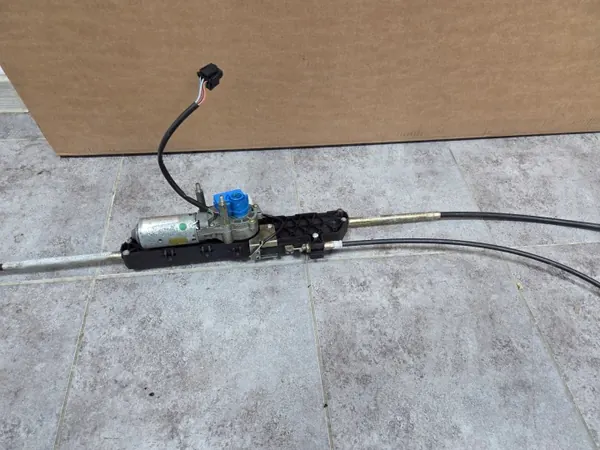 Porsche 996 mjukt tak motor mekanism OEM 99662412200 image 3