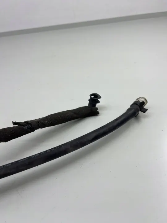 Manguera lavaparabrisas Porsche Panamera OEM 97063113051 image 3