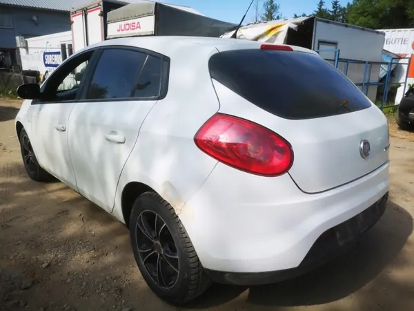 Öljypumppu Fiat Bravo OEM 55207179 1.6L 2010 image 8
