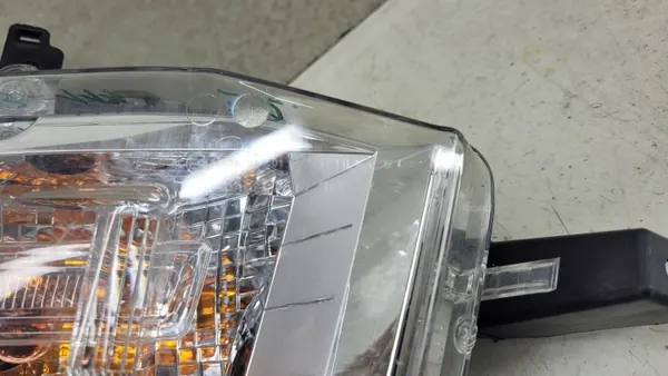 Faro Halógeno Mitsubishi Eclipse Cross Delantero Izquierdo OEM KOL20105 image 4
