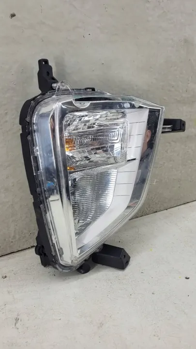 Faro Halógeno Mitsubishi Eclipse Cross Delantero Izquierdo OEM KOL20105 image 9