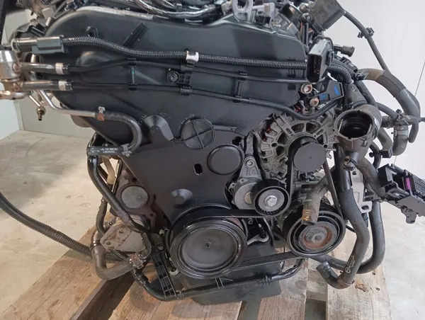 Motor completo Audi A4 B9 A5 Q5 2.0 TDI DETA image 2
