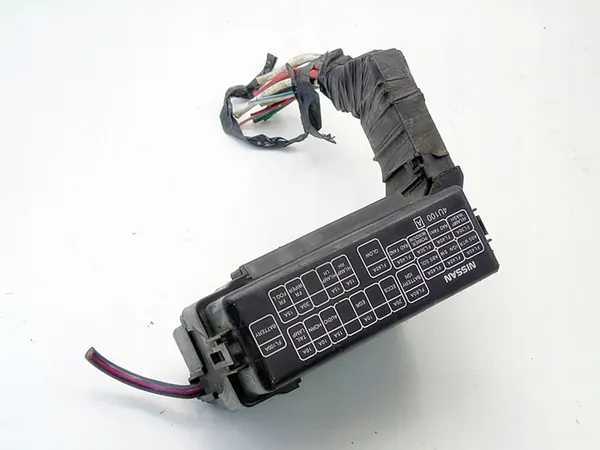 Caixa de fusíveis Nissan Almera Tino 2002 2.2 DI DCI NIALTI101 image 2