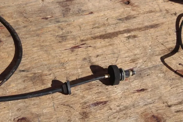 Lien de gaz Subaru OE DRX12559 Avant pour Impreza II image 7