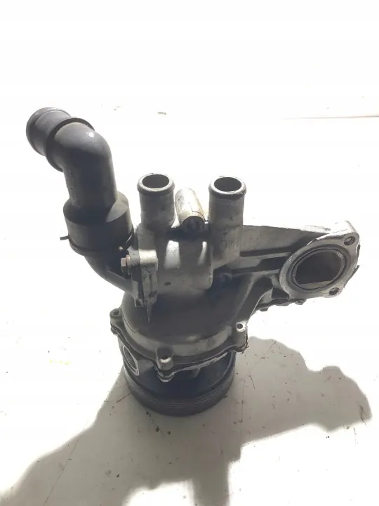 Pompe à eau OEM 028121031E pour Seat Alhambra Mk1 image 6