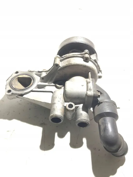 Pompe à eau OEM 028121031E pour Seat Alhambra Mk1 image 8