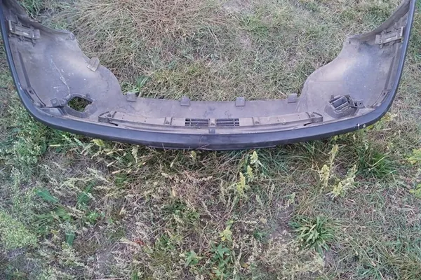 Parachoques delantero Audi 80 B3 image 8