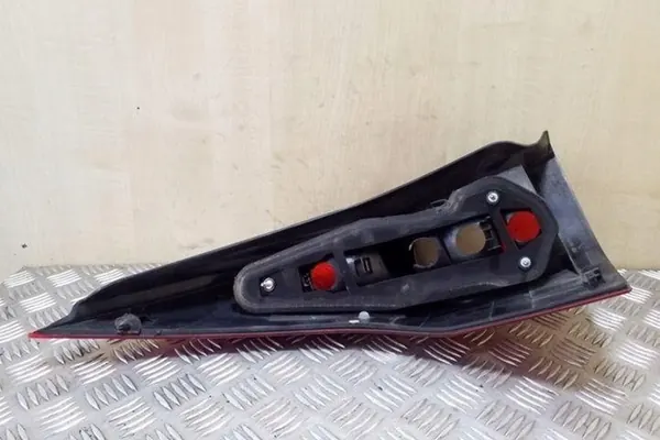 Lámpara trasera derecha RENAULT MEGANE II ESTATE 8200142683 image 2