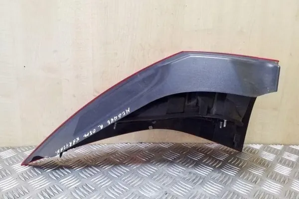 Lámpara trasera derecha RENAULT MEGANE II ESTATE 8200142683 image 3