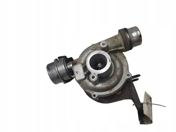 Turbocompressor usado OEM 54399700087 para Renault Megane image 5