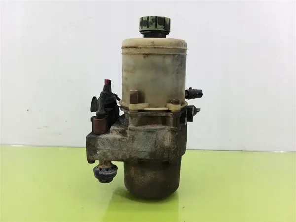 Pompe de direction Skoda Fabia I OEM 6Q0423155S image 2