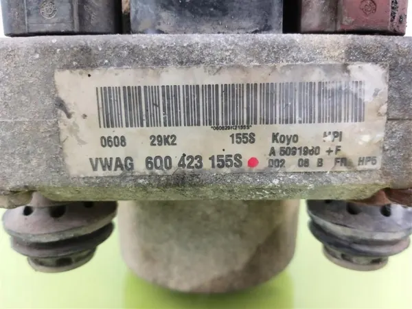 Pompe de direction Skoda Fabia I OEM 6Q0423155S image 6