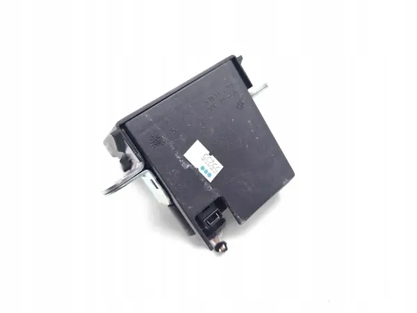 VW Golf Baklucka Lås 2010 Hatchback 4/5dr OEM 5K0827505C image 3