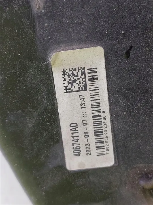 Tanque AdBlue OEM 4067403AL para Audi A4 B9 2.0 TDI image 6