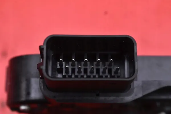 VOLVO V50 S40 II LIFT 07-12 Türschloss Links Vorne 10 Pin OEM image 6