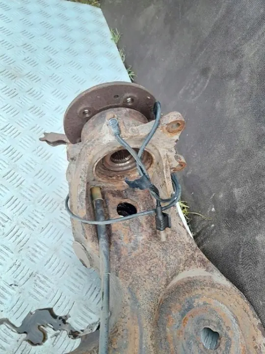 Mercedes Vito Viano W639 Achter Rechter Ophangarm OEM A6393509005-1 image 7