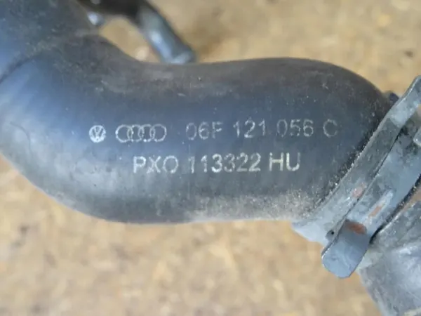 AUDI S3 8P GOLF VI R20 2.0 TSI Vesiputki 06F121065H image 3