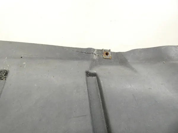 Motorplåt BMW E81/87 image 4