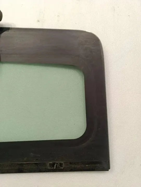 Vitre arrière gauche Ford OEM 43R00097 image 7