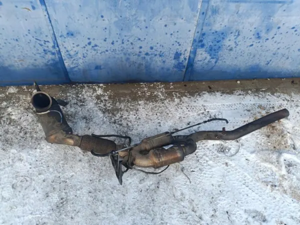 Gebrauchter Volkswagen Katalysator OEM 3Q0253715C image 2