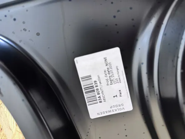 Audi Q3 83A Garniture Avant Gauche OEM 83A809839 image 6