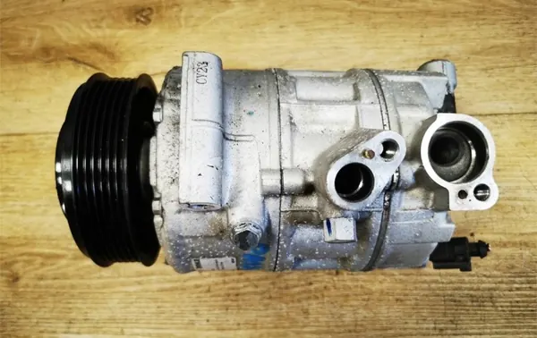Compressor A/C OEM 8FK351322-741 para VW Passat CC 2.0 TDI image 3