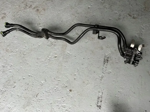 Conduit de refroidisseur d'huile OEM 8602407 BMW Série 5 image 2