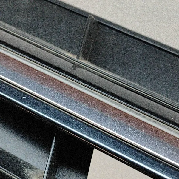 Griglia VW TOUAREG 3.0L diesel 2011 7P6853651A image 6