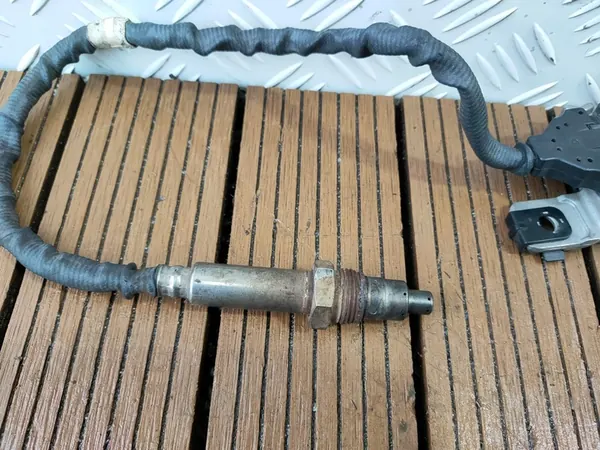 VW T6 TRANSPORTER 2.0TDI Sensor Lambda NOx 04L907805AR image 2