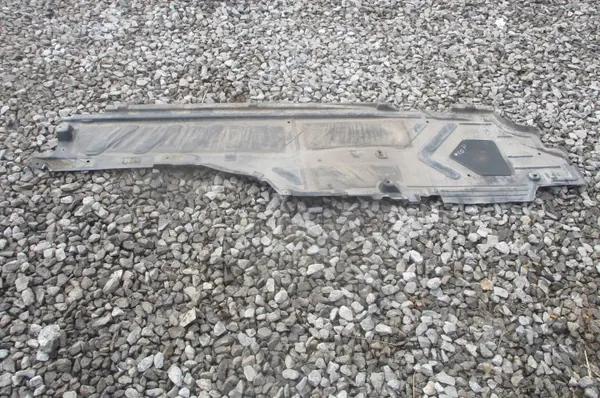 Cobertura inferior direita OEM A2136804006 Mercedes-Benz image 2