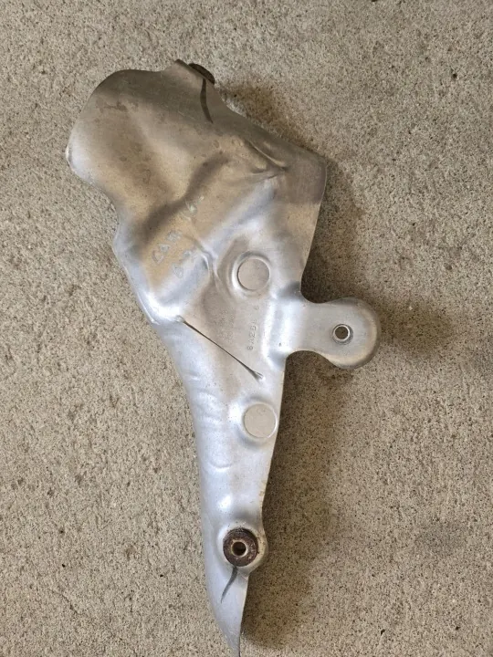 Moottorin lämpösuoja OEM 12645490 Camaro 6.2L image 5
