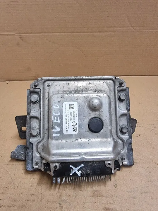 Módulo de control AdBlue OEM 5802440689 para Iveco Daily image 2