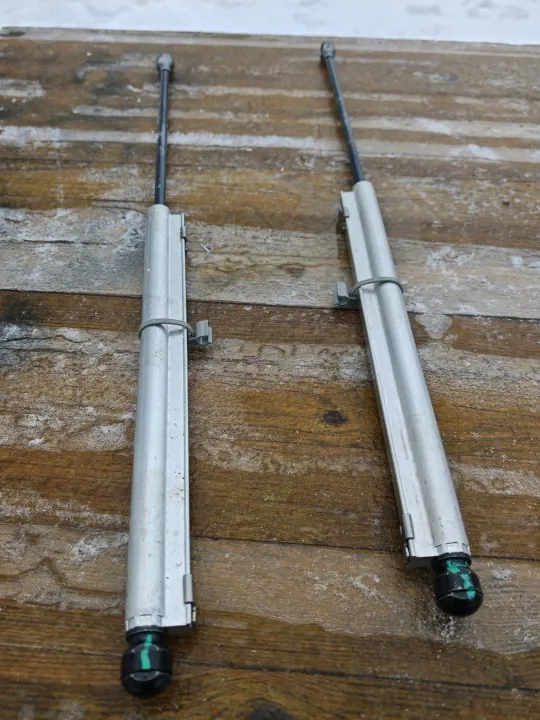 OEM Teleskop Dakcilinder voor Mercedes W238 Cabrio image 2