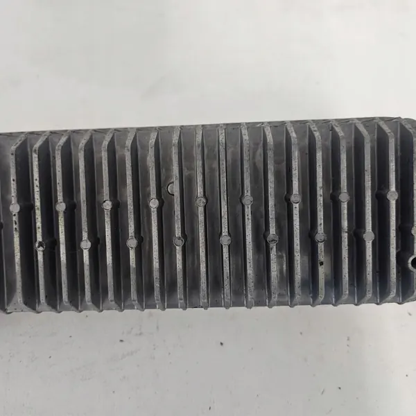 Módulo de controlo Tesla Model S Plaid 2022 OEM 1588205-05-C image 3