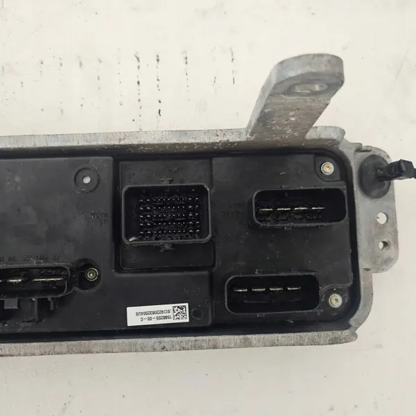 Módulo de controlo Tesla Model S Plaid 2022 OEM 1588205-05-C image 9