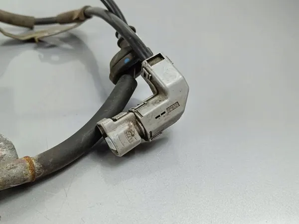 Câble de frein à main Mitsubishi Outlander 2017 image 4