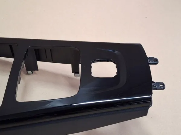 Mercedes A-klasse W177 middenconsole frame OEM A1776801201 image 3