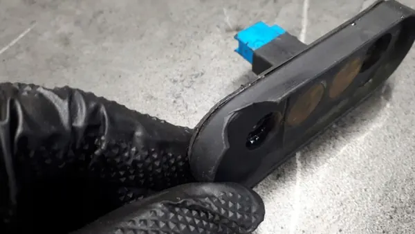 OEM 7700352943 Contacteur de Porte pour Renault Master II image 7