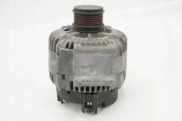 Vaihtovirtageneraattori Audi Skoda Seat VW 06E903016D image 6