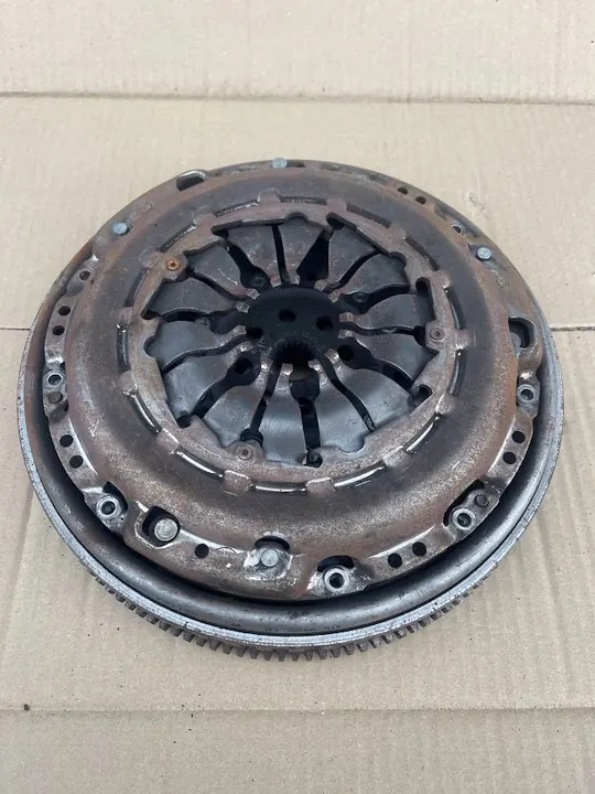 Volante de Dupla Massa + Embreagem Renault Scenic III 1.5DCI OE: 123002685R image 7