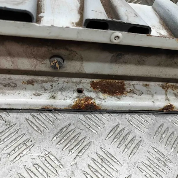 Viga de para-choque traseiro Fiat 500L 51904088 image 7