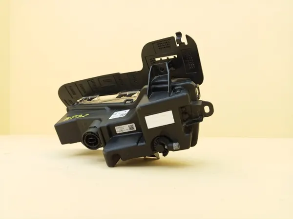 OEM 1507933-10-C Tesla DRL Halogéneo LED Dianteiro Direito image 10