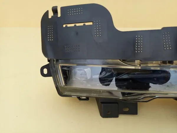 OEM 1507933-10-C Tesla DRL Halogéneo LED Dianteiro Direito image 5