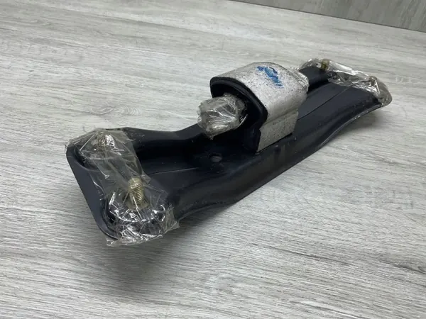 Support arrière de boîte Mercedes-Benz OEM A1292421001 image 4