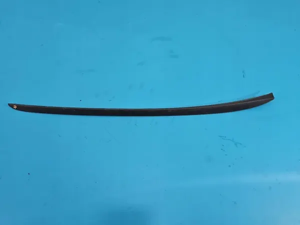 Etuoikea tuulilasin tiiviste OEM BM51-A03194 image 2