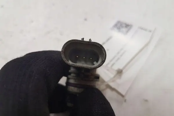 Sensor de posición del árbol de levas OPEL MERIVA 1.3L diesel image 4