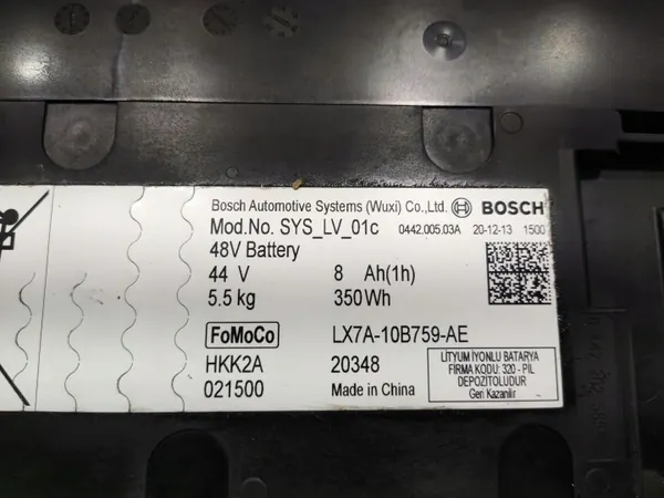 MHEV-accu OEM LX7A-10B759-AE voor Ford Puma 2019-2024 image 6