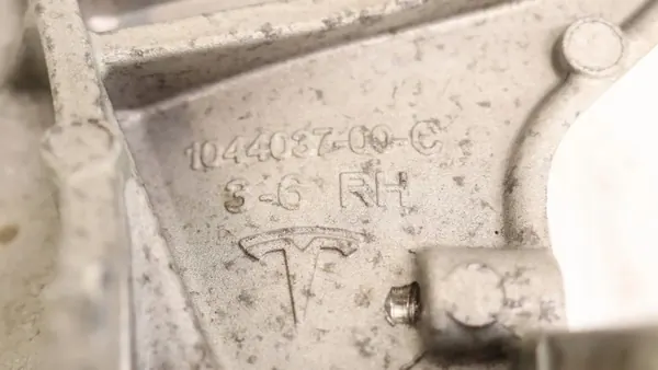 Tesla 3/Y Montage Amortisseur Droit Avant OEM 10440376-00-D image 6
